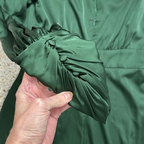 Alexia Admor Alysa midi dress side skit emerald green satin 6 - Picture 10 of 10